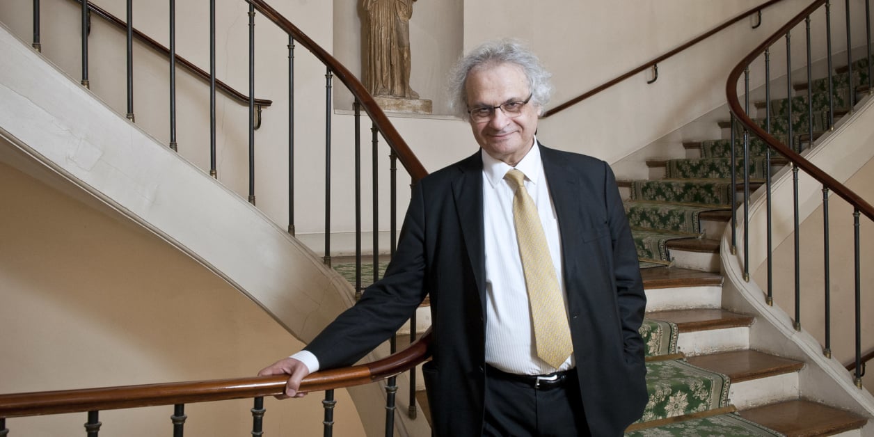 Amin Maalouf élu secrétaire perpétuel de l’Académie française – Jeune Afrique