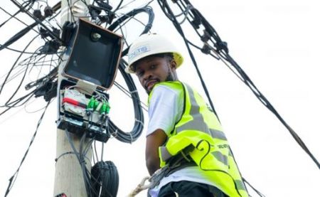 Un consortium d’investisseurs acquiert une part majoritaire de Netis Group pour soutenir l’inclusion numérique en Afrique