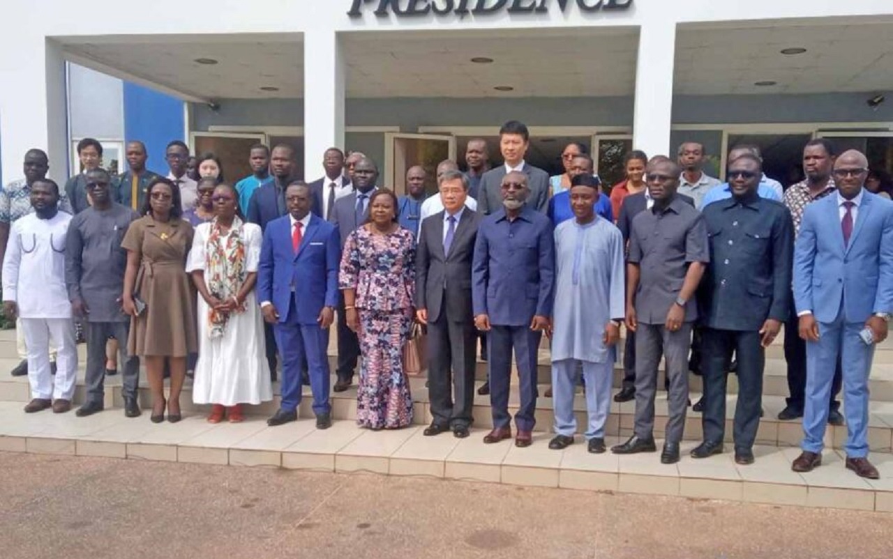 Togo : l’Université de Lomé s’inspire de la gouvernance chinoise pour un développement durable -
